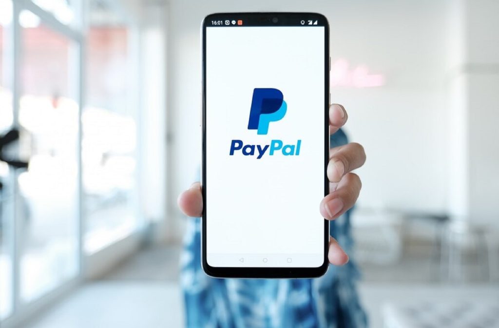 Ilustrasi Membuat Akun Paypal