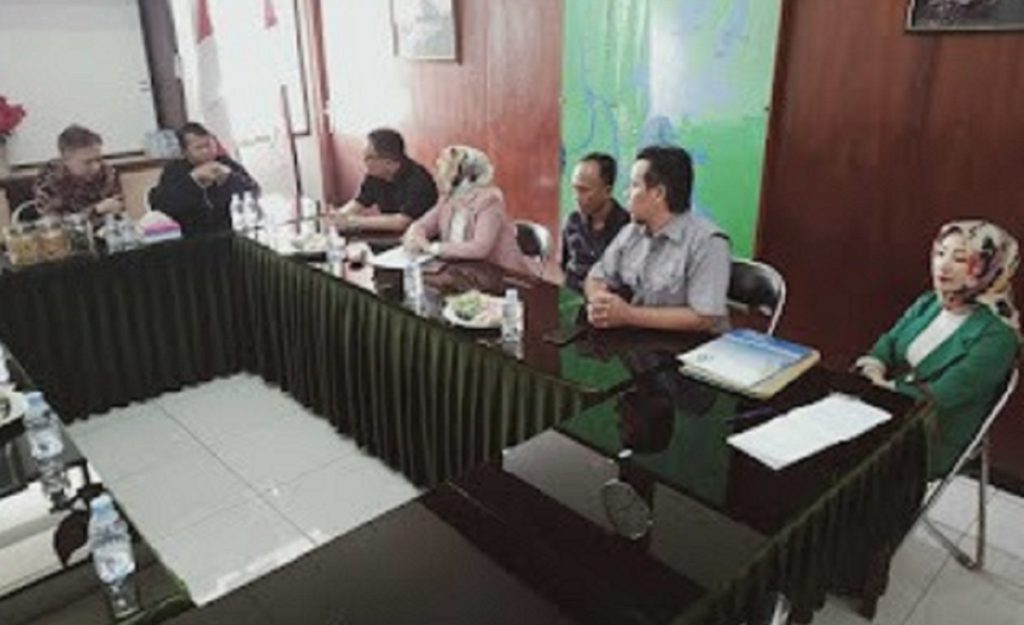 Komisi II DPRD Purwakarta saat mengunjungi kantor Perumdam Gapura Tirta Rahayu