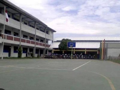 SMK Nasional Cirebon.
