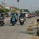 Menyapu koin di jembatan Sewoharjo