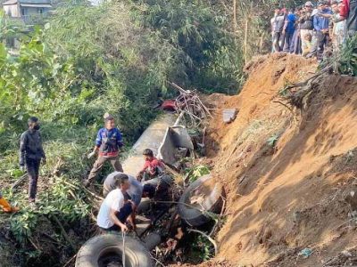 Kecelakaan beruntun di Jalan Raya Cianjur–Sukabumi