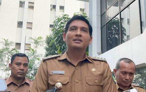 Bupati Indramayu, Lucky Hakim