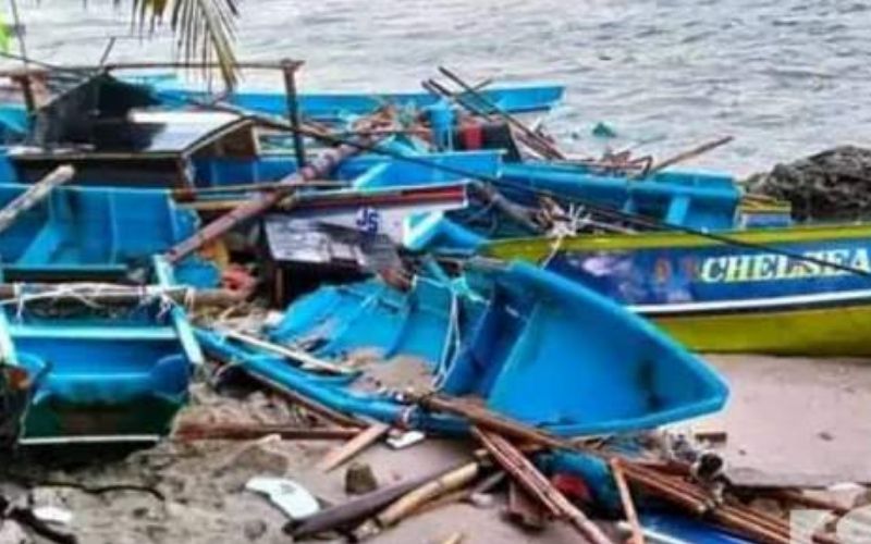 Ilustrasi perahu nelayan rusak