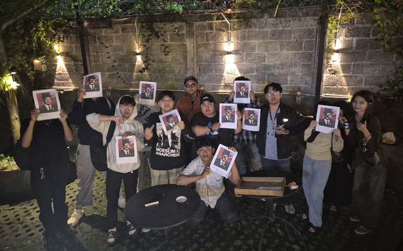 Menolak Soeharto sebagai Pahlawan