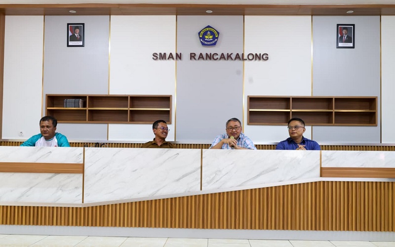 DPRD Jabar Tinjau SMAN Rancakalong Sumedang
