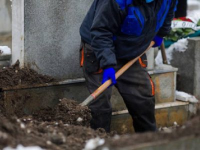 Ilustrasi penggalian makam
