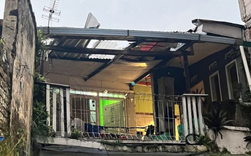 Puting beliung di Sekeloa Bandung