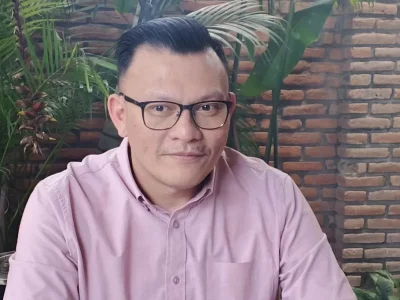 Fransisco Bessi pengacara Roni Sonbay diperiksa bidang pengawasan Kejati NTT