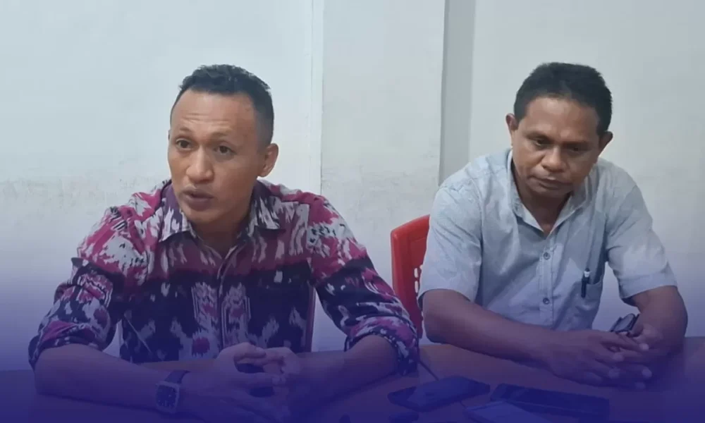 Kuasa hukum Gusti Pisdon Bildad Torino Thonak usai pemeriksaan Aswas Kejati NTT Kupang kasus suap jaksa