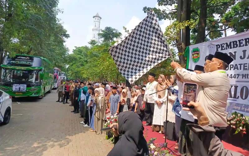 Pelepasan 445 jemaah haji Purwakarta